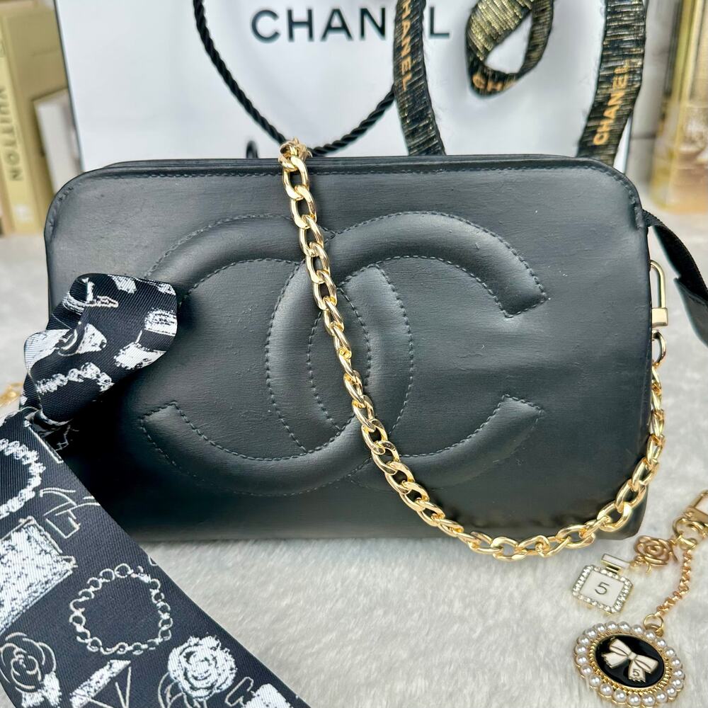 CHANEL black matte leather VINTAGE crossbody cosmetic bag with chain NICE GIFT!